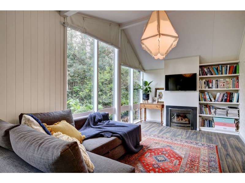 28 Cox Creek Road, Crafers SA 5152