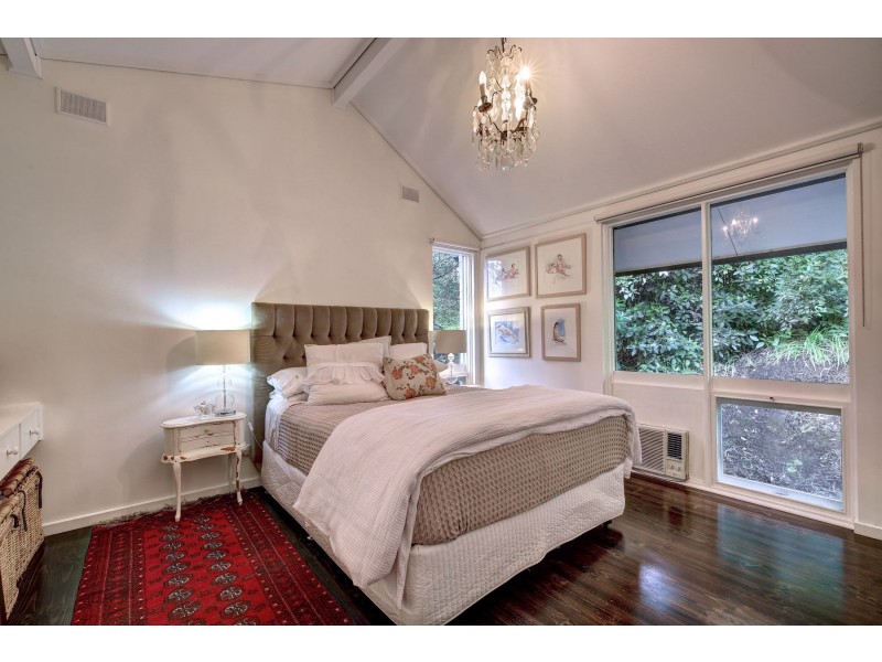 28 Cox Creek Road, Crafers SA 5152