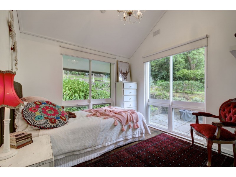 28 Cox Creek Road, Crafers SA 5152
