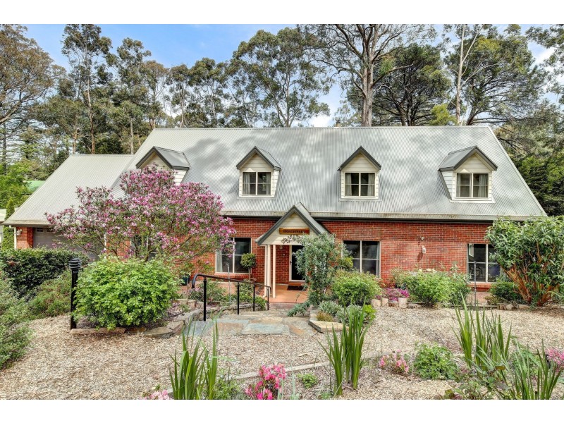16 Ayers Hill Road, Stirling SA 5152