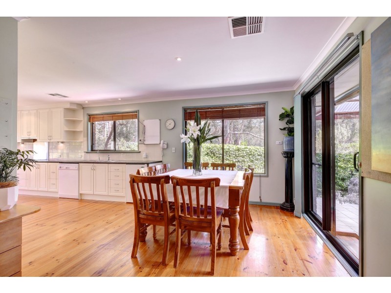 14 Woorabinda Drive, Stirling SA 5152