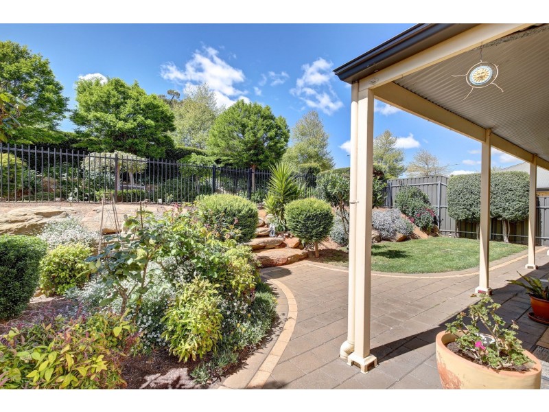 9 Pollard Street, Mount Barker SA 5251