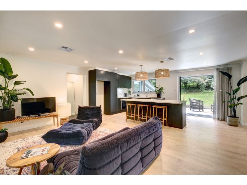 6 Cox Creek Road, Crafers SA 5152