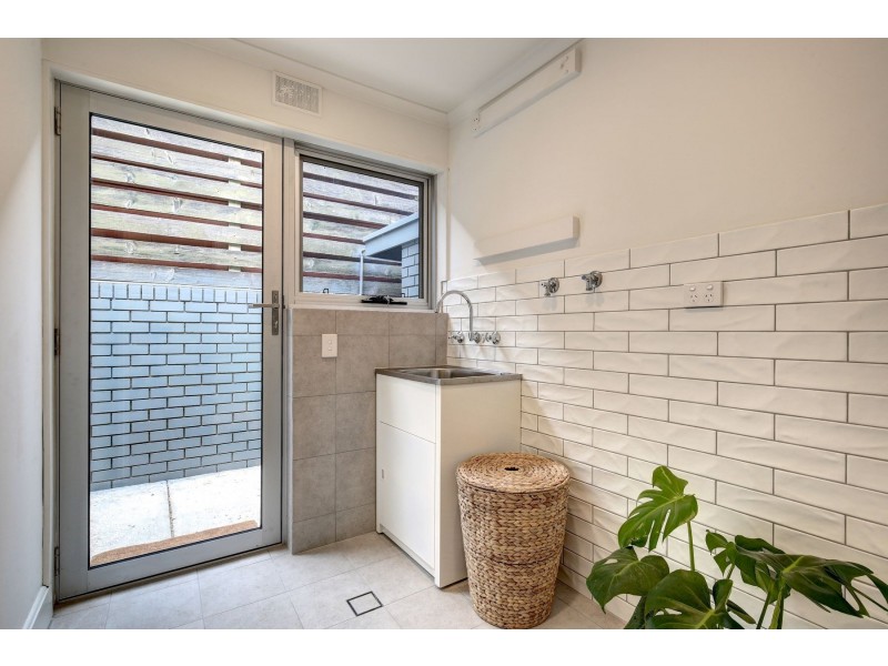 6 Cox Creek Road, Crafers SA 5152