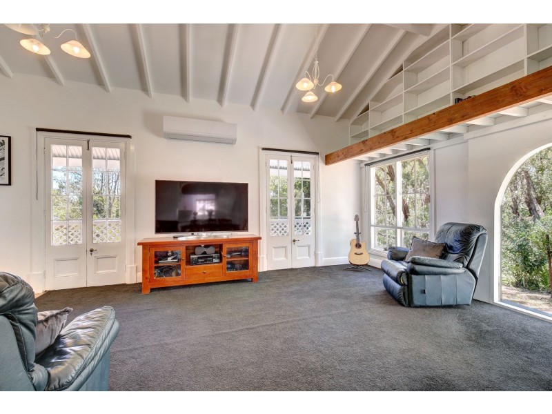 206 Rangeview Drive, Carey Gully SA 5144