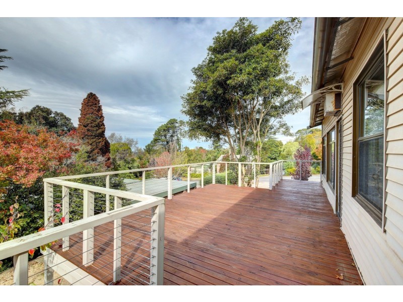 1 Peake Avenue, Stirling SA 5152