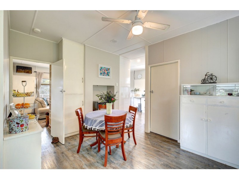 1 Peake Avenue, Stirling SA 5152