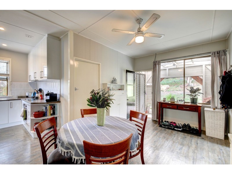 1 Peake Avenue, Stirling SA 5152