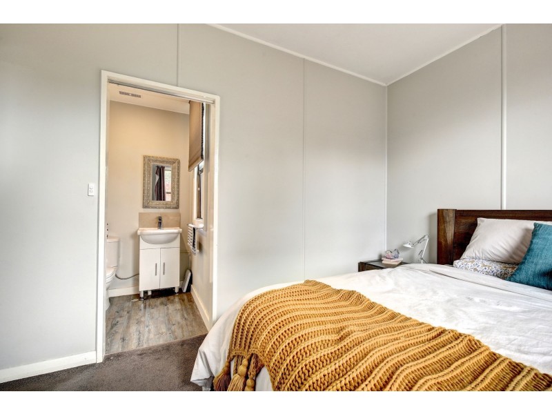 1 Peake Avenue, Stirling SA 5152