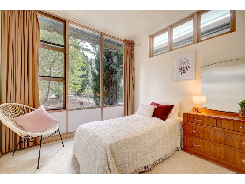 5 Ashmore Road, Bellevue Heights SA 5050