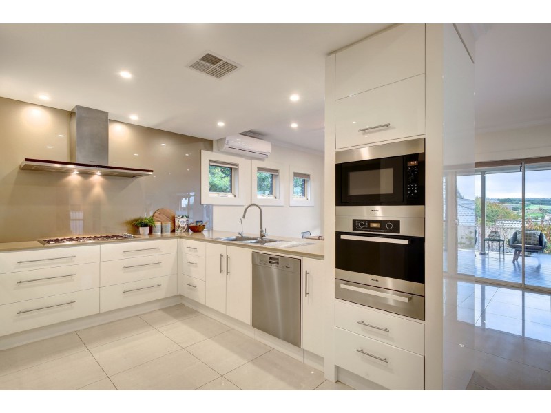 10 Sylvan Circuit, Noarlunga Downs SA 5168