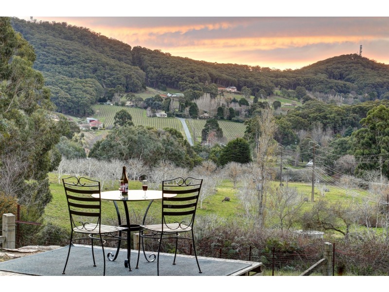 141 Piccadilly Road, Crafers SA 5152