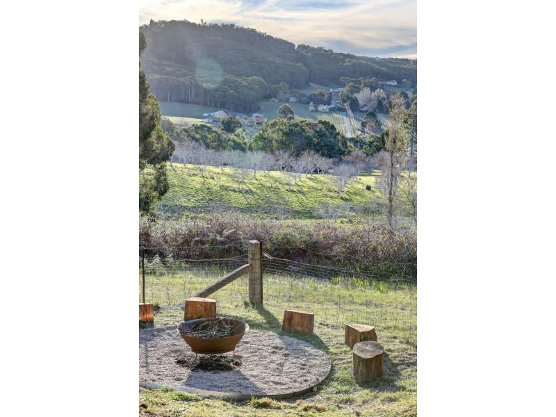 141 Piccadilly Road, Crafers SA 5152