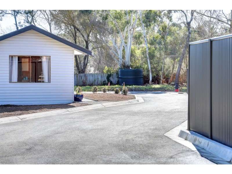 13 Bernhardt Crescent, Hahndorf SA 5245