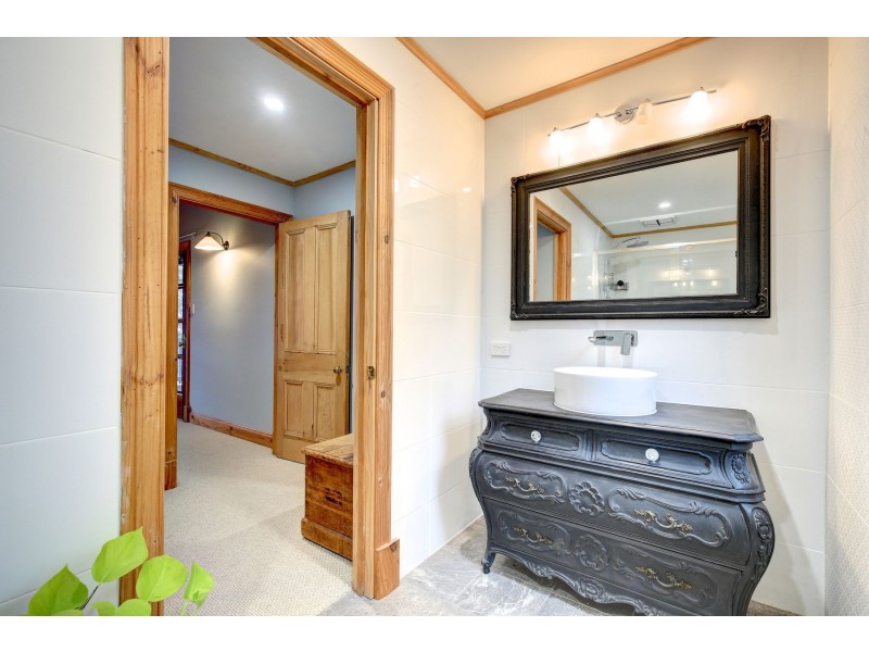 9A Francis Street, Belair SA 5052