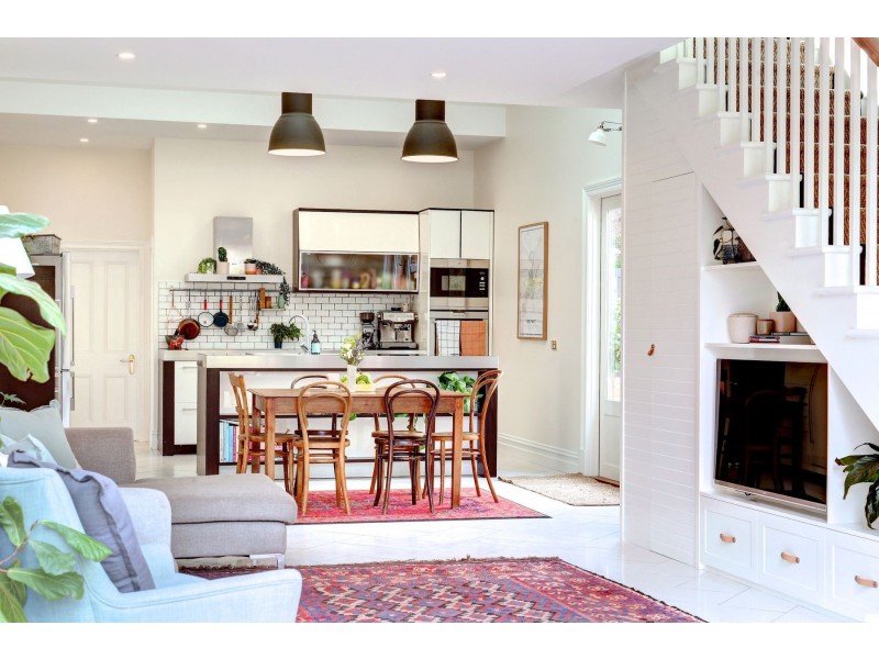 4 Second Avenue, Bridgewater SA 5155