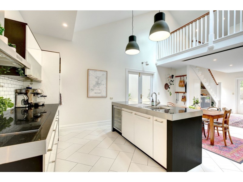 4 Second Avenue, Bridgewater SA 5155