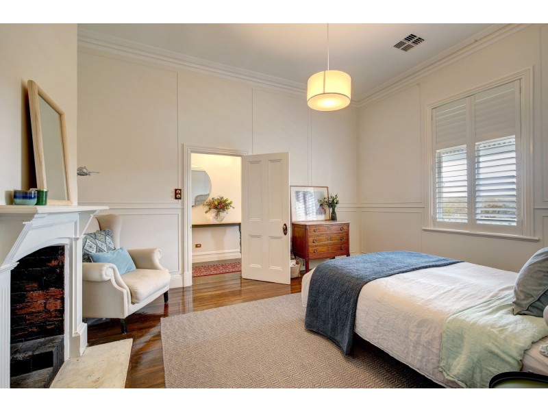 4 Second Avenue, Bridgewater SA 5155