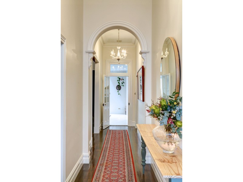 4 Second Avenue, Bridgewater SA 5155