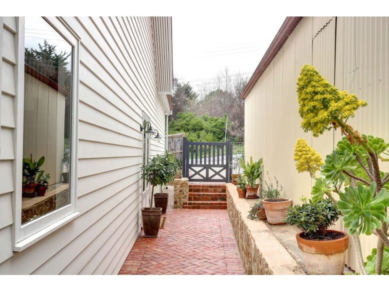 4 Second Avenue, Bridgewater SA 5155