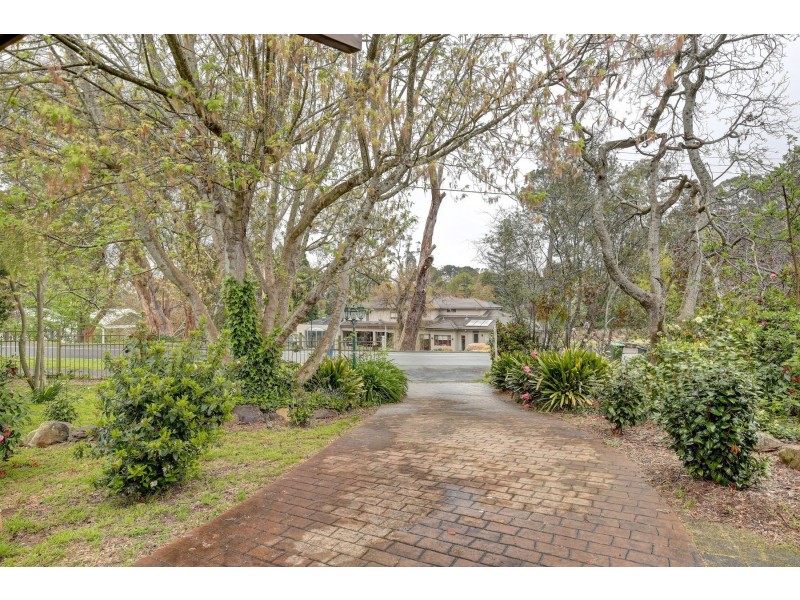 33 Braeside Road, Stirling SA 5152