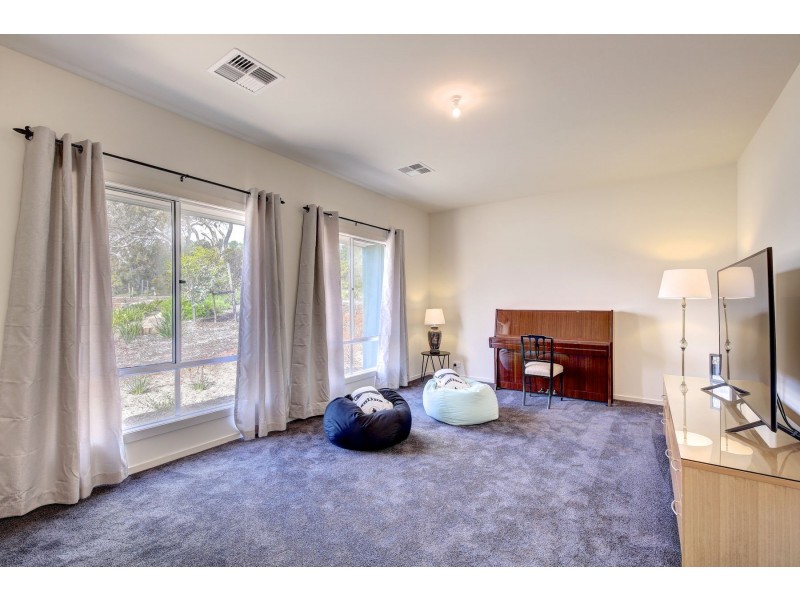 8 Merion Close, Mount Barker SA 5251