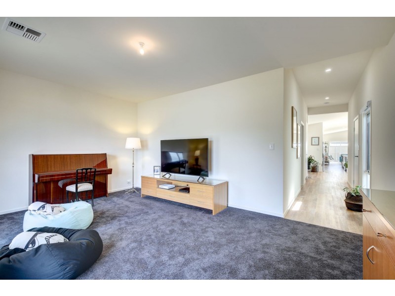 8 Merion Close, Mount Barker SA 5251