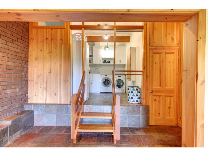 37 Highwood Grove, Upper Sturt SA 5156