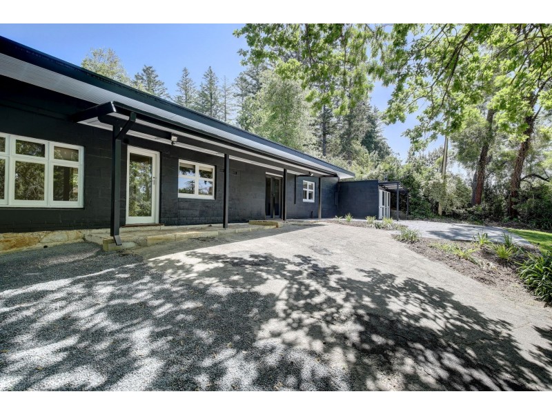 82 Mount Barker Road, Stirling SA 5152