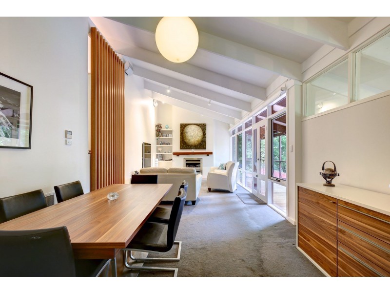 11 Summer Hill Drive, Crafers SA 5152