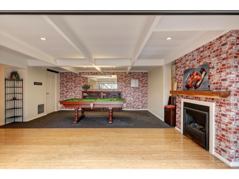 11 Summer Hill Drive, Crafers SA 5152