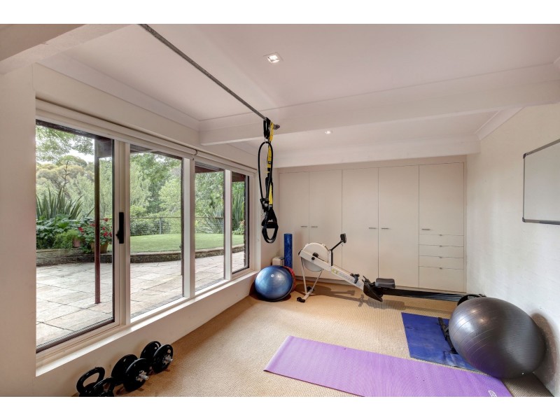 11 Summer Hill Drive, Crafers SA 5152