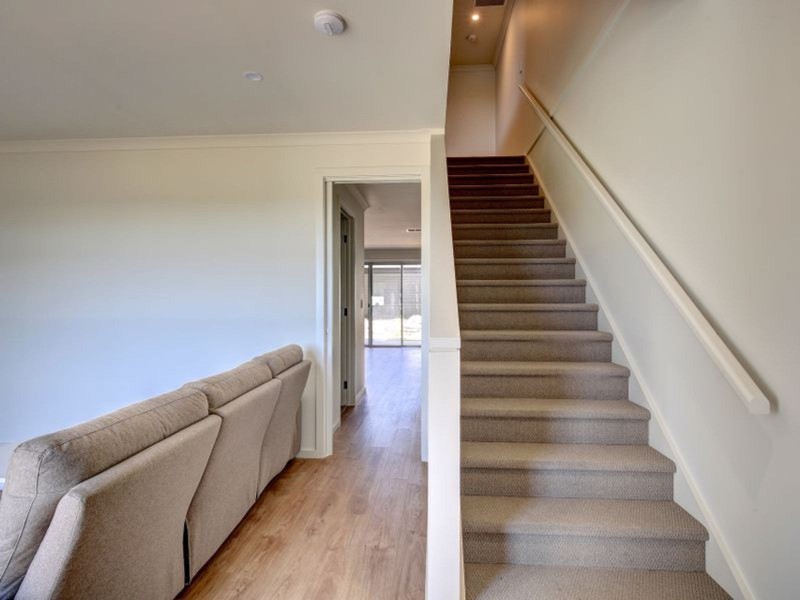 18 Grasmere Avenue, Mount Barker SA 5251