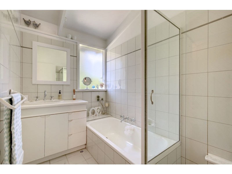 8 Redgum Drive, Belair SA 5052