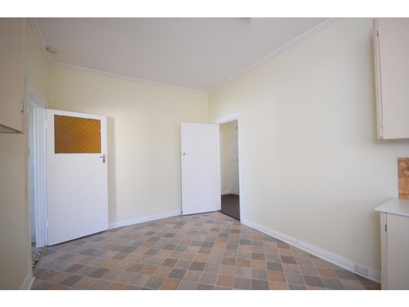 27 Fife Street, Woodville South SA 5011