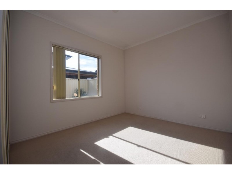 2/47 Green Avenue, Seaton SA 5023