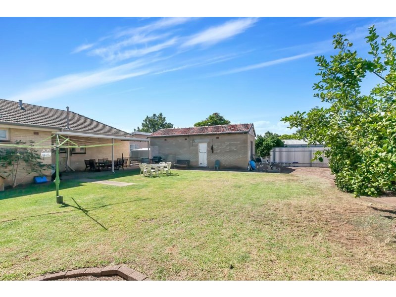 29 Flinders Parade, Flinders Park SA 5025