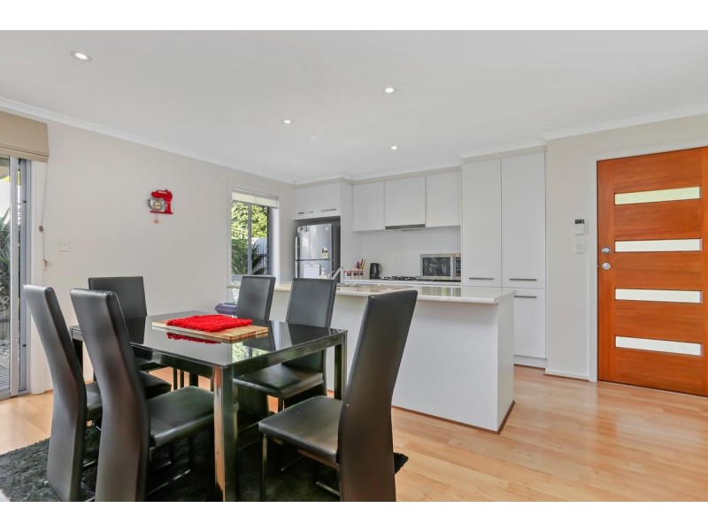 2/8 Swan Terrace, Ethelton SA 5015