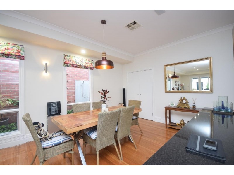 11 Jetty Street, Grange SA 5022