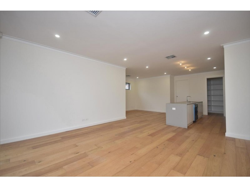 25 Raleigh Avenue, Flinders Park SA 5025