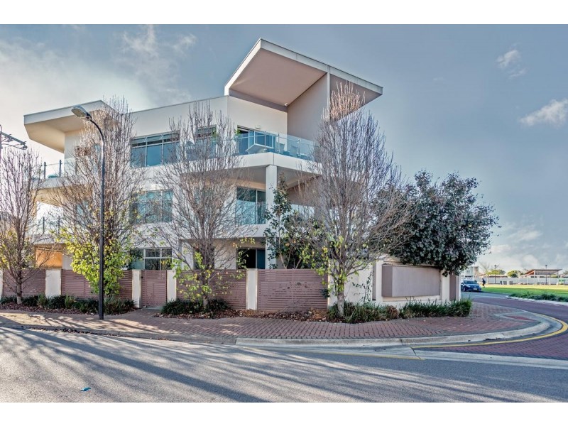 10/1 Burt Avenue, Findon SA 5023