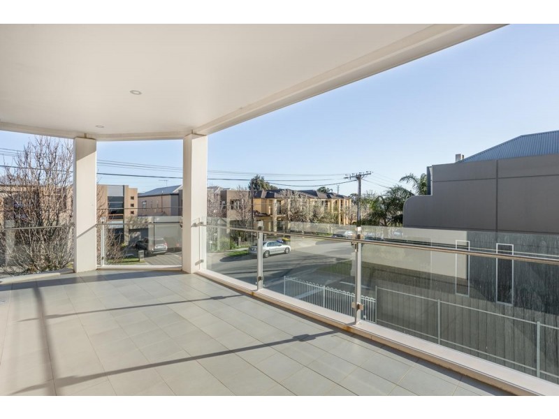 10/1 Burt Avenue, Findon SA 5023