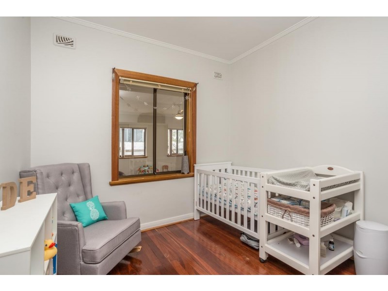 62 Collingwood Avenue, Flinders Park SA 5025