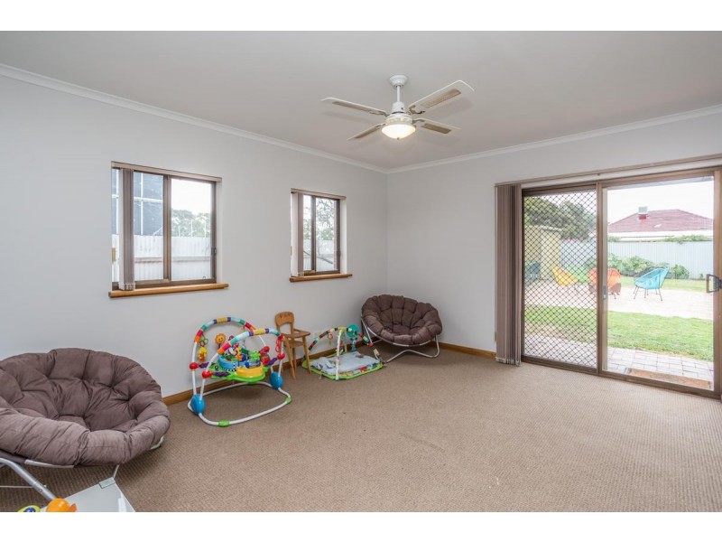 62 Collingwood Avenue, Flinders Park SA 5025