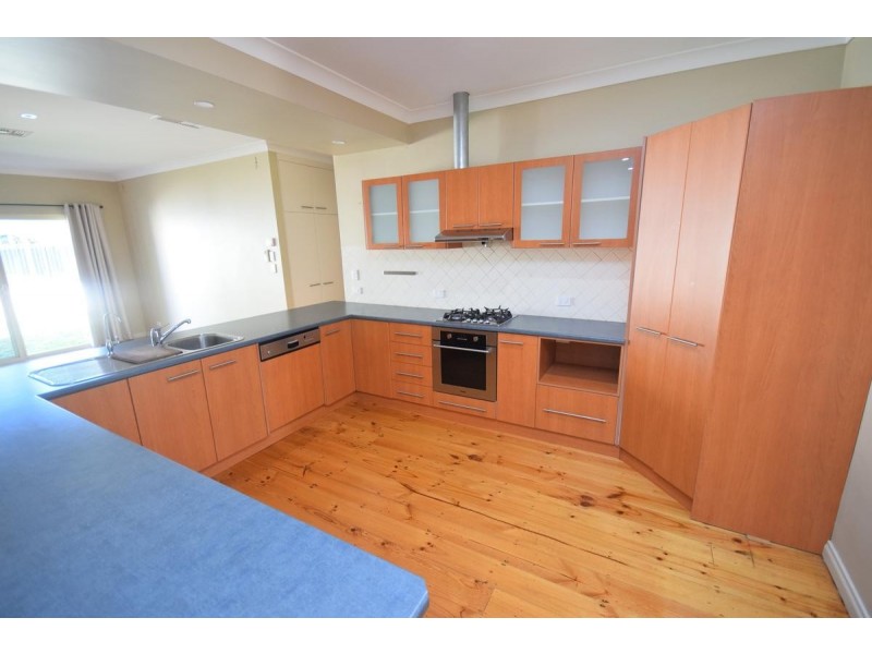 26 Hughes Avenue, Henley Beach SA 5022