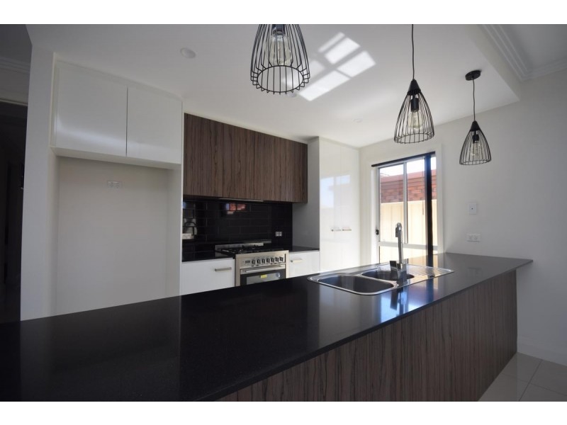 11 Santin Avenue, Kidman Park SA 5025