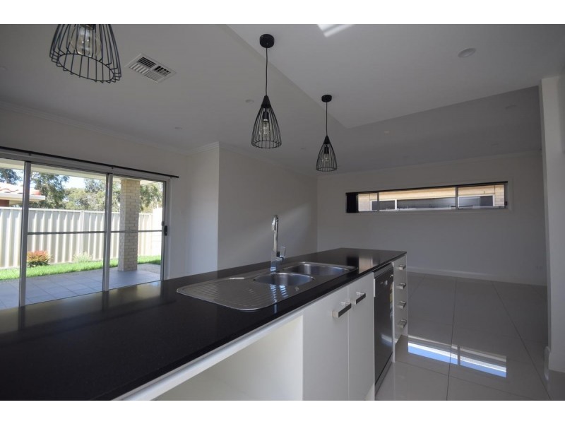 11 Santin Avenue, Kidman Park SA 5025