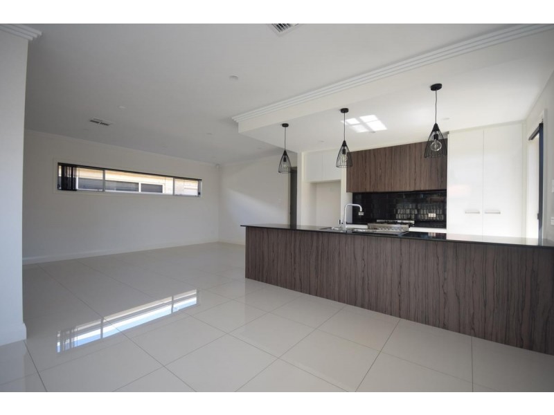 11 Santin Avenue, Kidman Park SA 5025