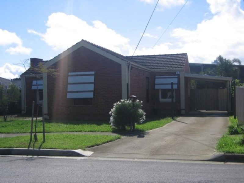 15 Broadford Crescent, Findon SA 5023