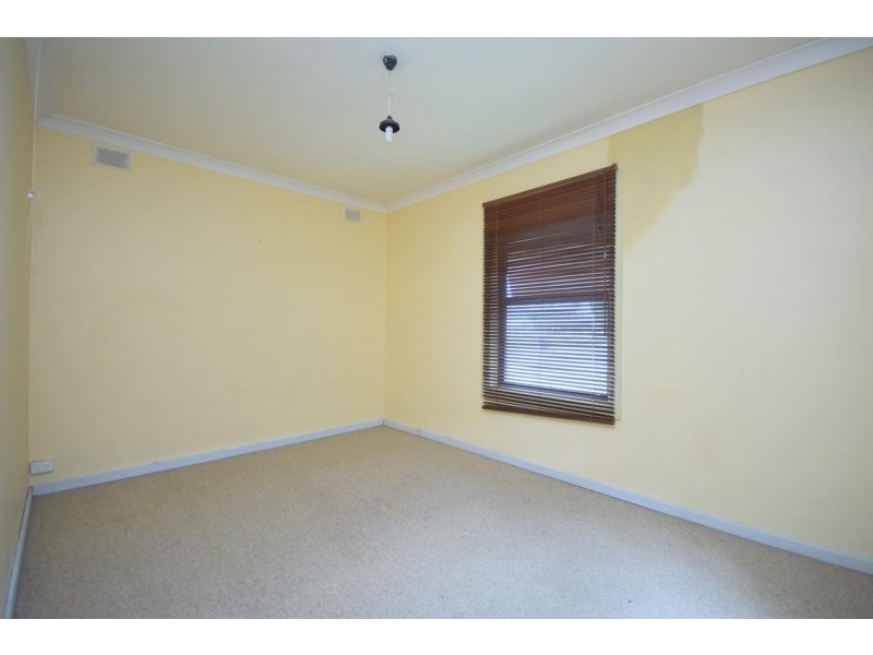 15 Broadford Crescent, Findon SA 5023